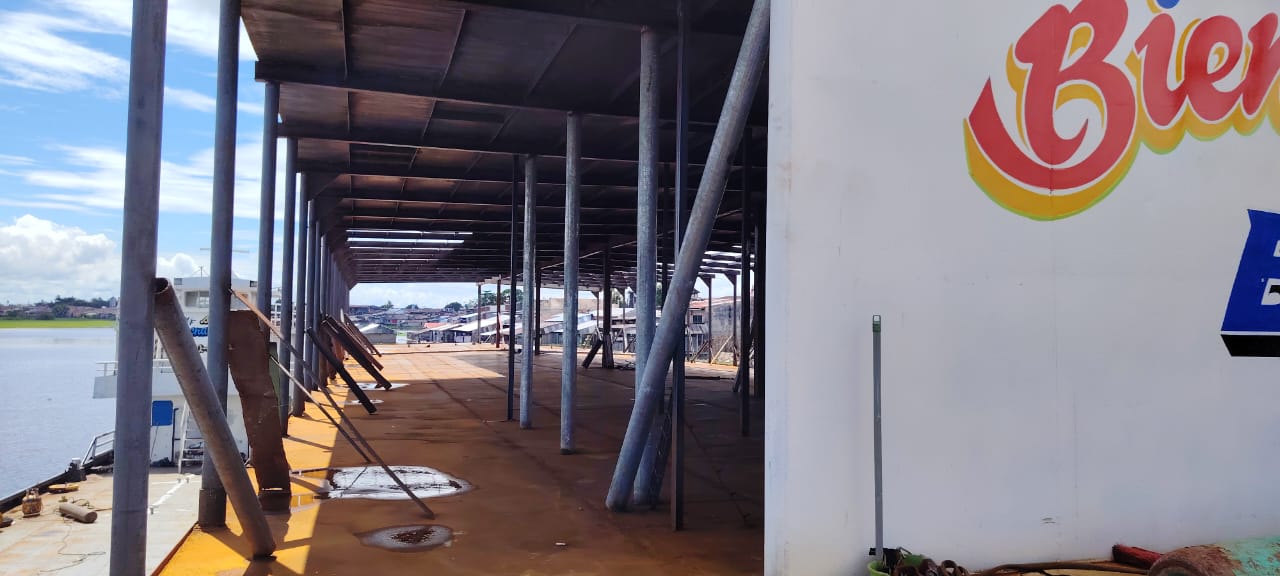 Estructura de cubierta de embarcación